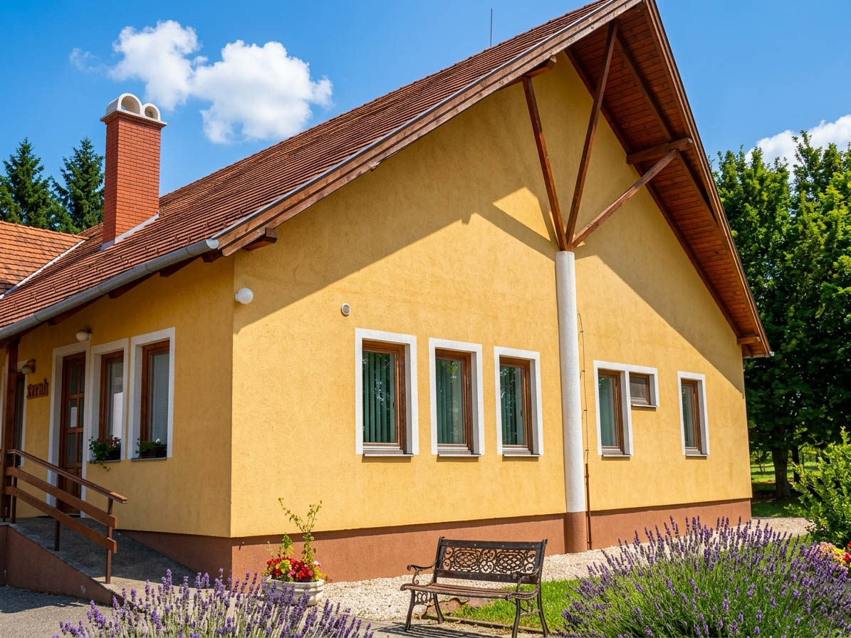 Projekt 10 – Faluház