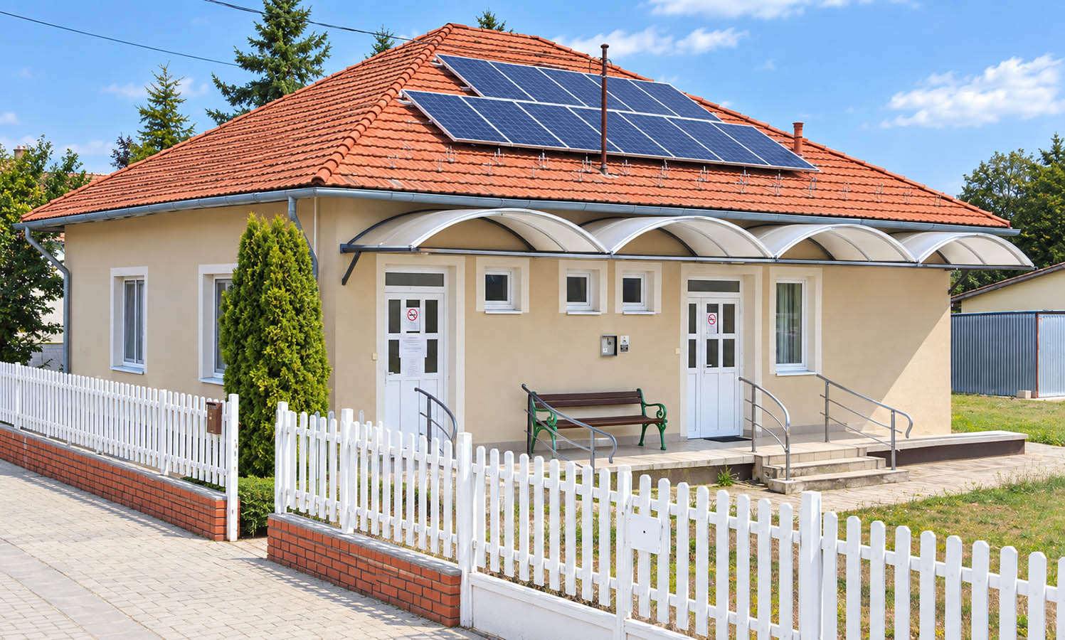 Projekt 1 – Hagyományőrző parasztház felújítás